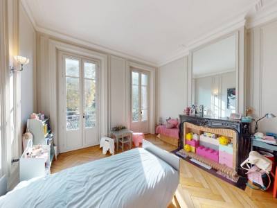APPARTEMENT T4 - ST ETIENNE CENTRE VILLE - 130 m2 - VENDU