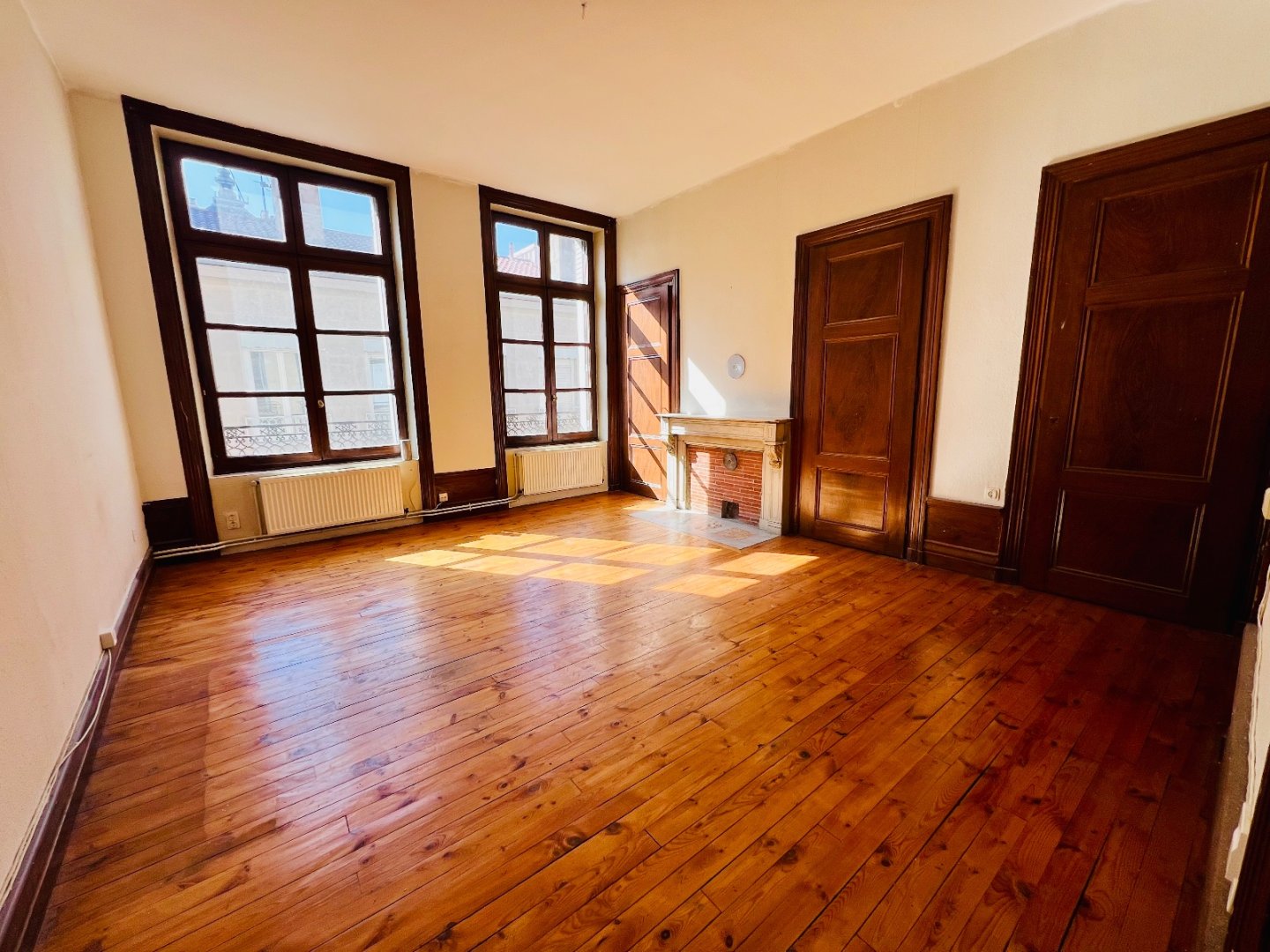 APPARTEMENT T4 - ST ETIENNE CENTRE VILLE - 106.09 m2 - VENDU