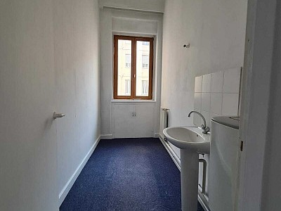 Appartement A VENDRE - ST ETIENNE CENTRE VILLE - 138.29 m2 - 189000€