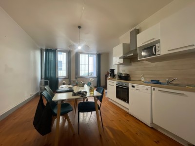 Appartement de type 4 Hyper Centre A VENDRE - ST ETIENNE CENTRE VILLE - 80 m2 - 85 000 €