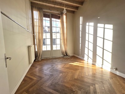 APPARTEMENT T4 A VENDRE - ST ETIENNE CENTRE VILLE - 145.91 m2 - 260�000�&euro;