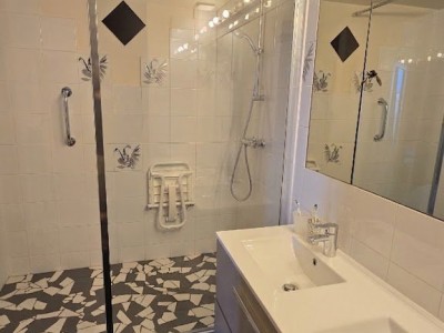 APPARTEMENT T4 A VENDRE - ST ETIENNE CENTRE VILLE - 125.12 m2 - 170�000�&euro;