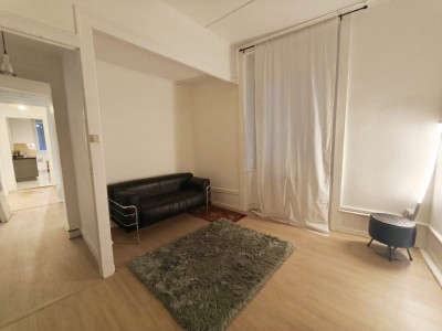 APPARTEMENT T4 A VENDRE - ST ETIENNE CENTRE VILLE - 139 m2 - 149 000 €