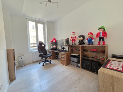APPARTEMENT T4 - ST ETIENNE CENTRE VILLE - 79 m2 - VENDU