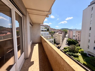 F4 avec balcon Saint-Etienne A VENDRE - ST ETIENNE CENTRE VILLE - 97.15 m2 - 99 000 €