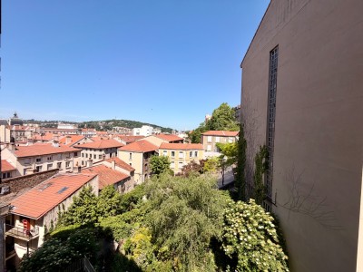 F4 avec balcon Saint-Etienne A VENDRE - ST ETIENNE CENTRE VILLE - 97.15 m2 - 99 000 €