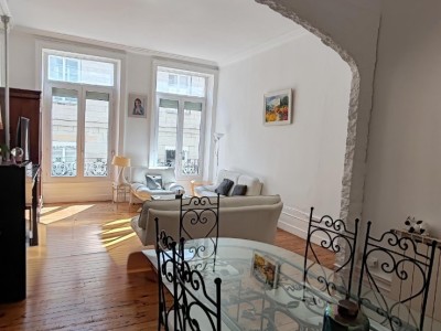 APPARTEMENT T4 A VENDRE - ST ETIENNE CENTRE VILLE - 139 m2 - 159 000 &euro;