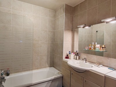 APPARTEMENT T4 A VENDRE - ST ETIENNE CENTRE VILLE - 139 m2 - 159 000 &euro;