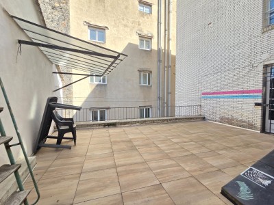 APPARTEMENT T4 A VENDRE - ST ETIENNE CENTRE VILLE - 156.38 m2 - 260 000 &euro;