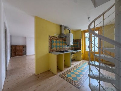 Appartement type 4 secteur Chateaucreux A VENDRE - ST ETIENNE CHATEAUCREUX - 96 m2 - 105 000 €