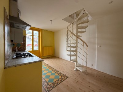 Appartement type 4 secteur Chateaucreux A VENDRE - ST ETIENNE CHATEAUCREUX - 96 m2 - 105 000 €