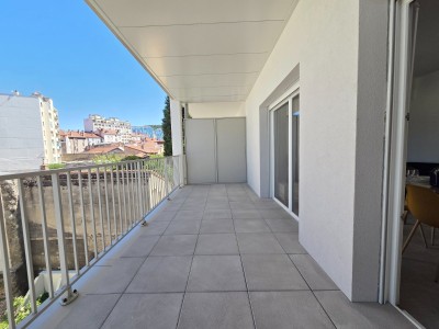 APPARTEMENT T4 A VENDRE - ST ETIENNE CHATEAUCREUX - 91.55 m2 - 320 000 &euro;