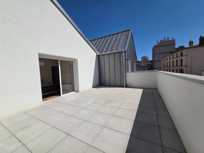 APPARTEMENT T4 A VENDRE - ST ETIENNE CHATEAUCREUX - 91.55 m2 - 320 000 &euro;