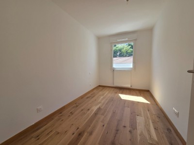 APPARTEMENT T4 A VENDRE - ST ETIENNE CHATEAUCREUX - 79.93 m2 - 272 000 €