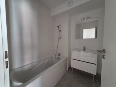 APPARTEMENT T4 A VENDRE - ST ETIENNE CHATEAUCREUX - 79.93 m2 - 272 000 €