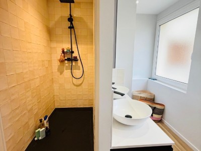 Appartement de type 4, �tage �lev� A VENDRE - ST ETIENNE Chavanelle - 100.59 m2 - 173�000�&euro;