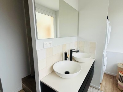 Appartement de type 4, �tage �lev� A VENDRE - ST ETIENNE Chavanelle - 100.59 m2 - 173�000�&euro;