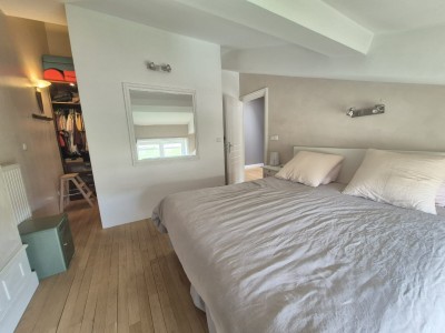 APPARTEMENT T4 A VENDRE - ST ETIENNE COLLINE DES PERES - 132.11 m2 - 175000€