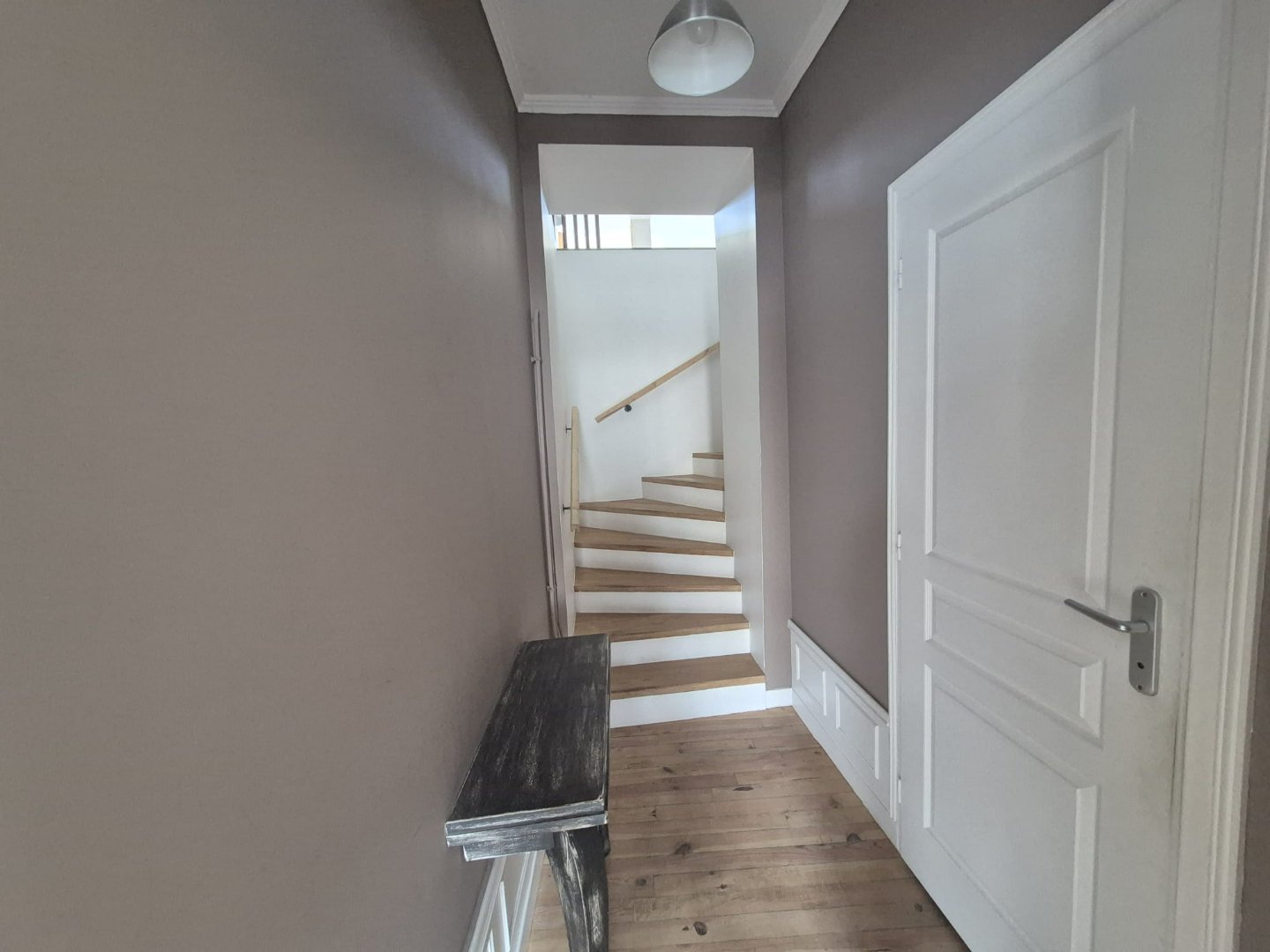 APPARTEMENT T4 A VENDRE - ST ETIENNE COLLINE DES PERES - 132.11 m2 - 165�000�&euro;