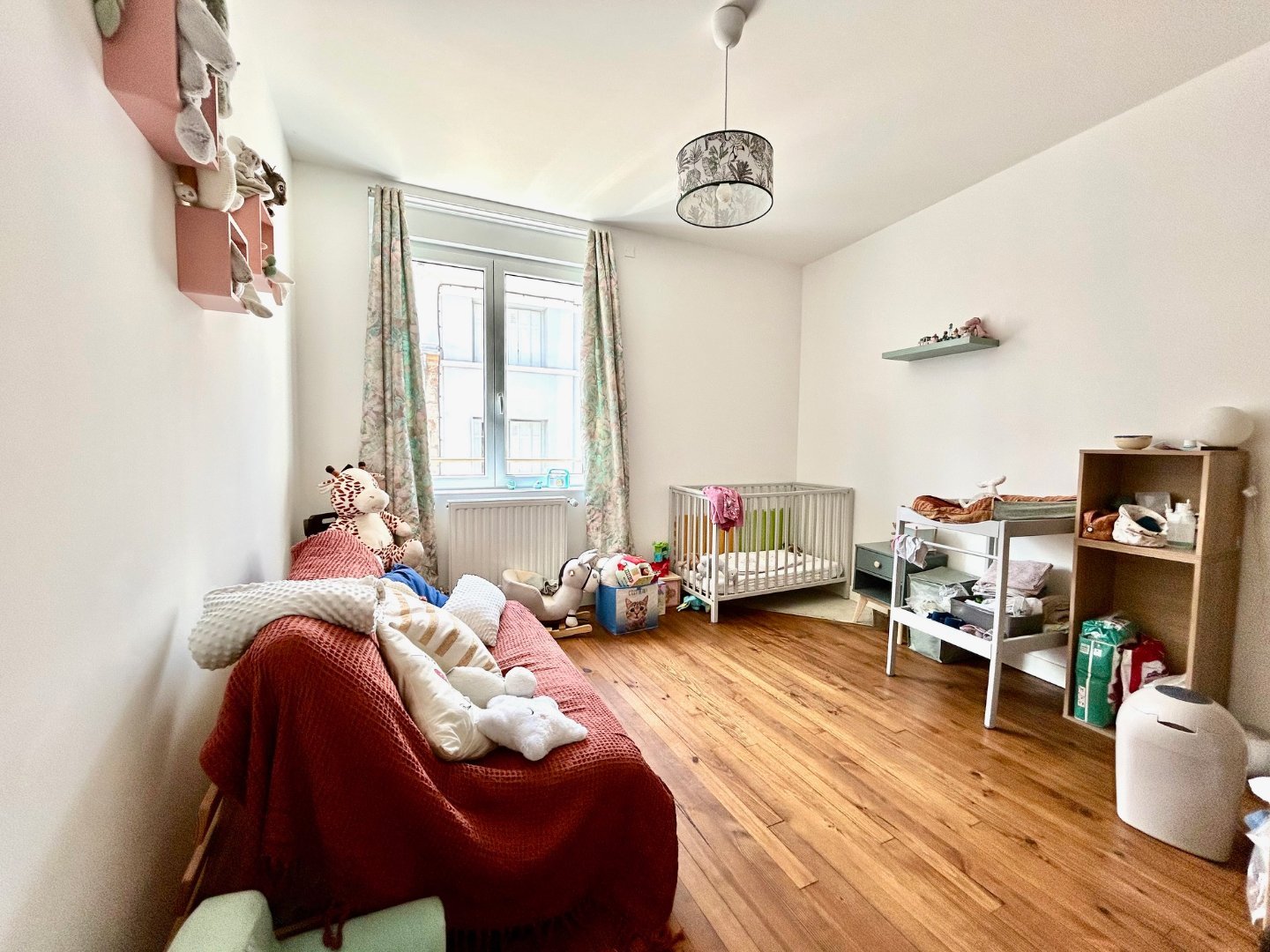 APPARTEMENT T4 - ST ETIENNE COLLINE DES PERES - 100.4 m2 - VENDU