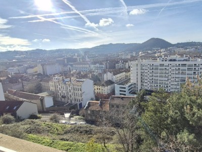 APPARTEMENT T4 A VENDRE - ST ETIENNE Crt de roch - 123 m2 - 159900€