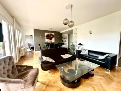 APPARTEMENT T4 A VENDRE - ST ETIENNE entre les coles Fauriel et Mimard - 106.62 m2 - 163000€