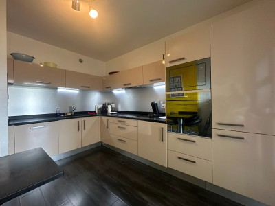APPARTEMENT T4 A VENDRE - ST ETIENNE entre les coles Fauriel et Mimard - 106.62 m2 - 163000€