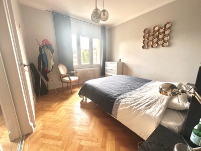 APPARTEMENT T4 A VENDRE - ST ETIENNE entre les coles Fauriel et Mimard - 106.62 m2 - 163000€