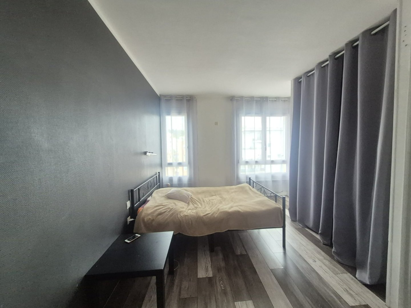 APPARTEMENT T4 - ST ETIENNE FACULTE   CENTRE DEUX - 122.77 m2 - VENDU