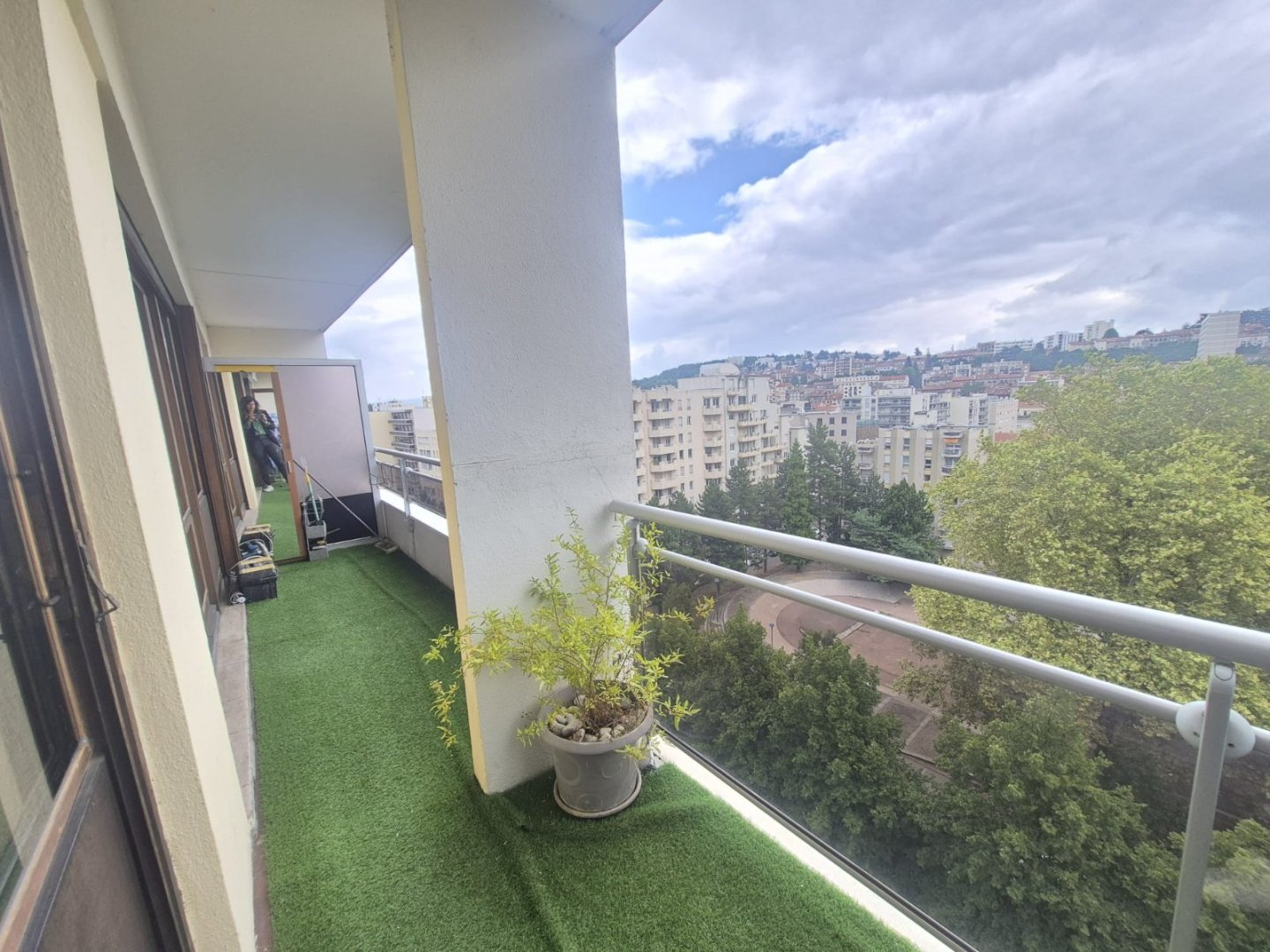 APPARTEMENT T4 - ST ETIENNE FACULTE   CENTRE DEUX - 122.77 m2 - VENDU