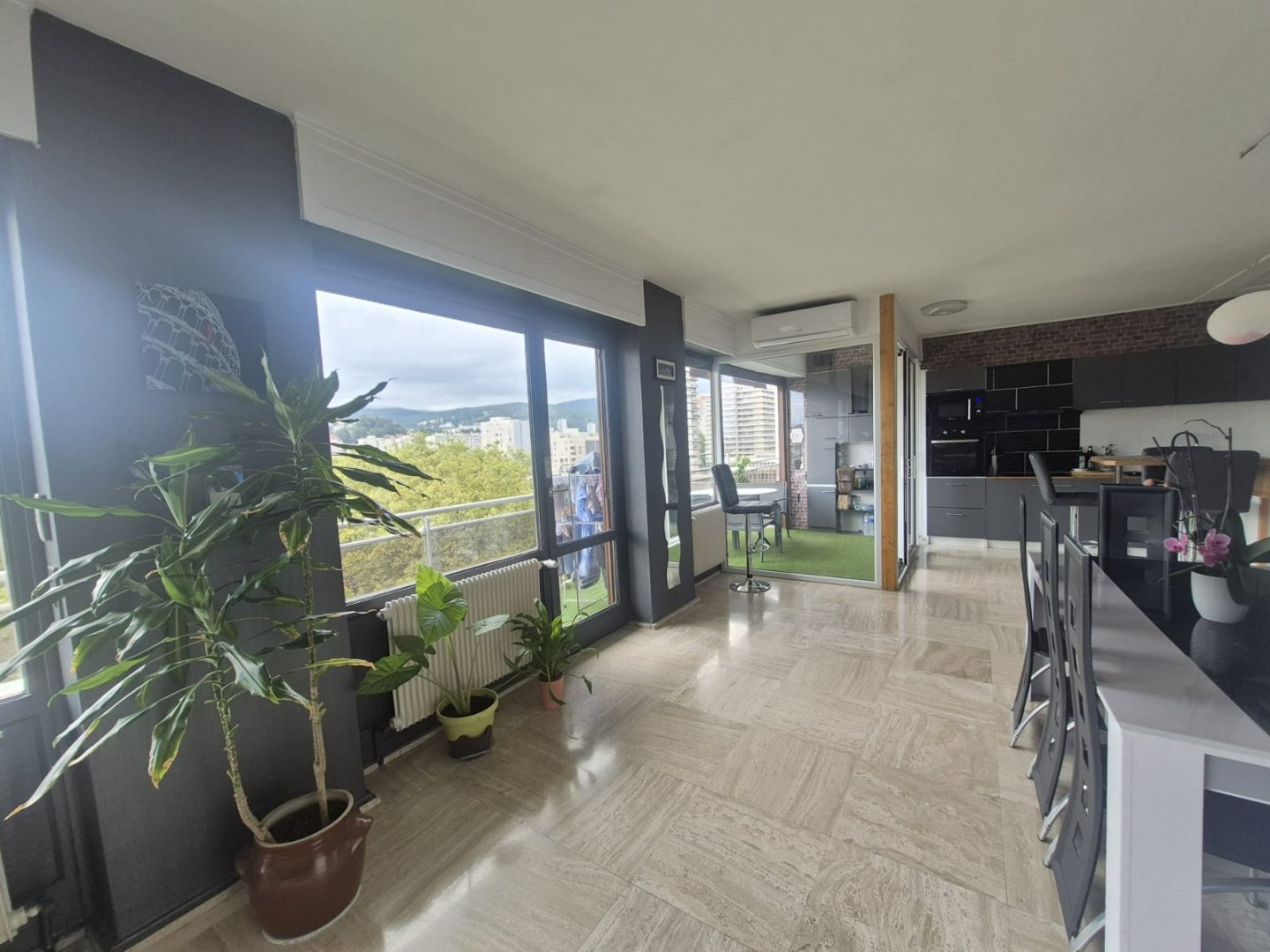 APPARTEMENT T4 - ST ETIENNE FACULTE   CENTRE DEUX - 122.77 m2 - VENDU