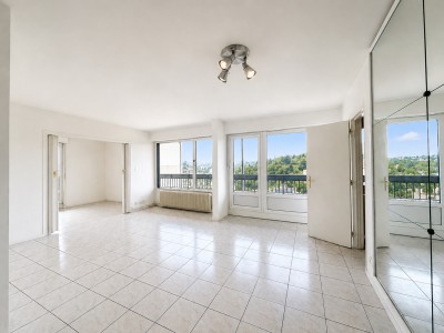 Appartement Type 4 dernier étage Centre Deux A VENDRE - ST ETIENNE FACULTE CENTRE DEUX - 99.39 m2 - 128 400 €