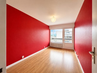 Appartement Type 4 dernier étage Centre Deux A VENDRE - ST ETIENNE FACULTE CENTRE DEUX - 99.39 m2 - 128 400 €