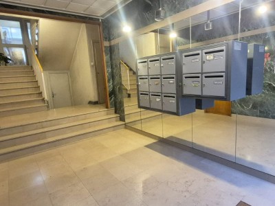 APPARTEMENT T4 A VENDRE - ST ETIENNE Faculté - 80.35 m2 - 5 000 €