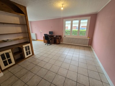 APPARTEMENT T4 - ST ETIENNE FAURIEL - 81.7 m2 - 127800€