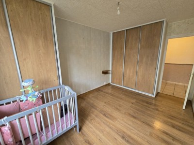 APPARTEMENT T4 - ST ETIENNE FAURIEL - 81.7 m2 - 127800€