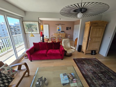 APPARTEMENT T4 A VENDRE - ST ETIENNE FAURIEL - 87.86 m2 - 225000€