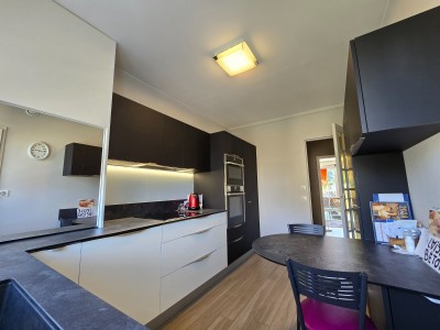 APPARTEMENT T4 A VENDRE - ST ETIENNE FAURIEL - 87.86 m2 - 225000€