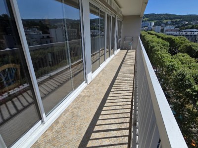 APPARTEMENT T4 A VENDRE - ST ETIENNE FAURIEL - 87.86 m2 - 225000€