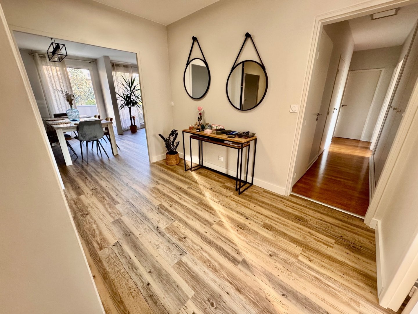 F4 De 102 m2 avec balcon - ST ETIENNE FAURIEL - 102.46 m2 - 189�000�&euro;