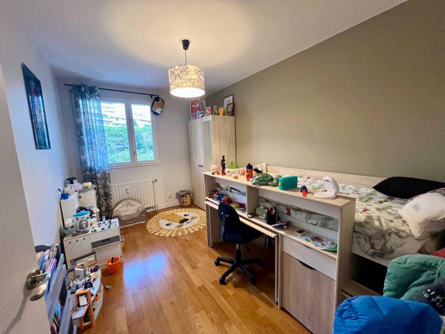 F4 De 102 m2 avec balcon - ST ETIENNE FAURIEL - 102.46 m2 - 189�000�&euro;