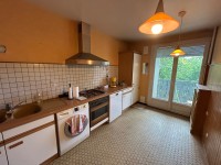 APPARTEMENT T4 A VENDRE - ST ETIENNE FAURIEL - 98 m2 - 110 000 €
