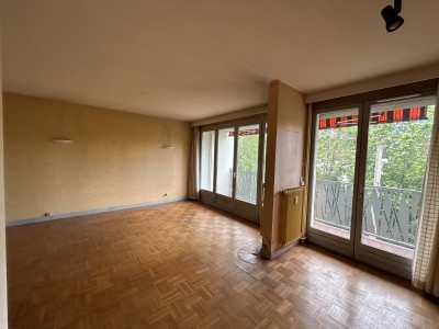 APPARTEMENT T4 A VENDRE - ST ETIENNE FAURIEL - 98 m2 - 110 000 &euro;