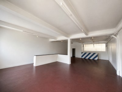 APPARTEMENT T4 A VENDRE - ST ETIENNE FAURIEL - 139 m2 - 135 000 €