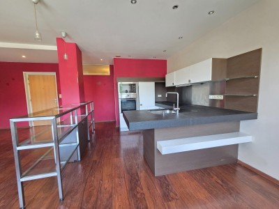 APPARTEMENT T4 A VENDRE - ST ETIENNE FOURNEYRON - 100.31 m2 - 165 000 &euro;