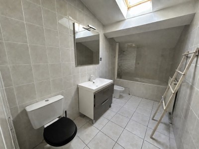 APPARTEMENT T4 A VENDRE - ST ETIENNE JACQUARD - 82.61 m2 - 97 000 &euro;