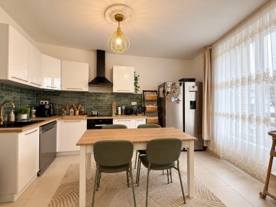 APPARTEMENT T4 A VENDRE - ST ETIENNE JACQUARD - 101.64 m2 - 168 000 €