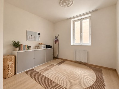APPARTEMENT T4 A VENDRE - ST ETIENNE JACQUARD - 101.64 m2 - 168 000 €