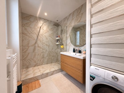 APPARTEMENT T4 A VENDRE - ST ETIENNE JACQUARD - 101.64 m2 - 168 000 €