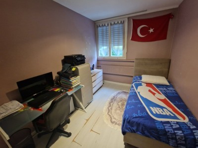 APPARTEMENT T4 A VENDRE - ST ETIENNE LA METARE - 92 m2 - 99000€